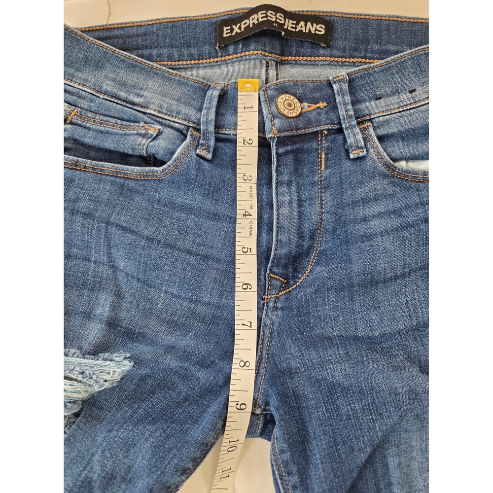 Express Jeans Womens 4R Legging Mid Rise Distressed Skinny Medium Wash Denim - Picture 4 of 7